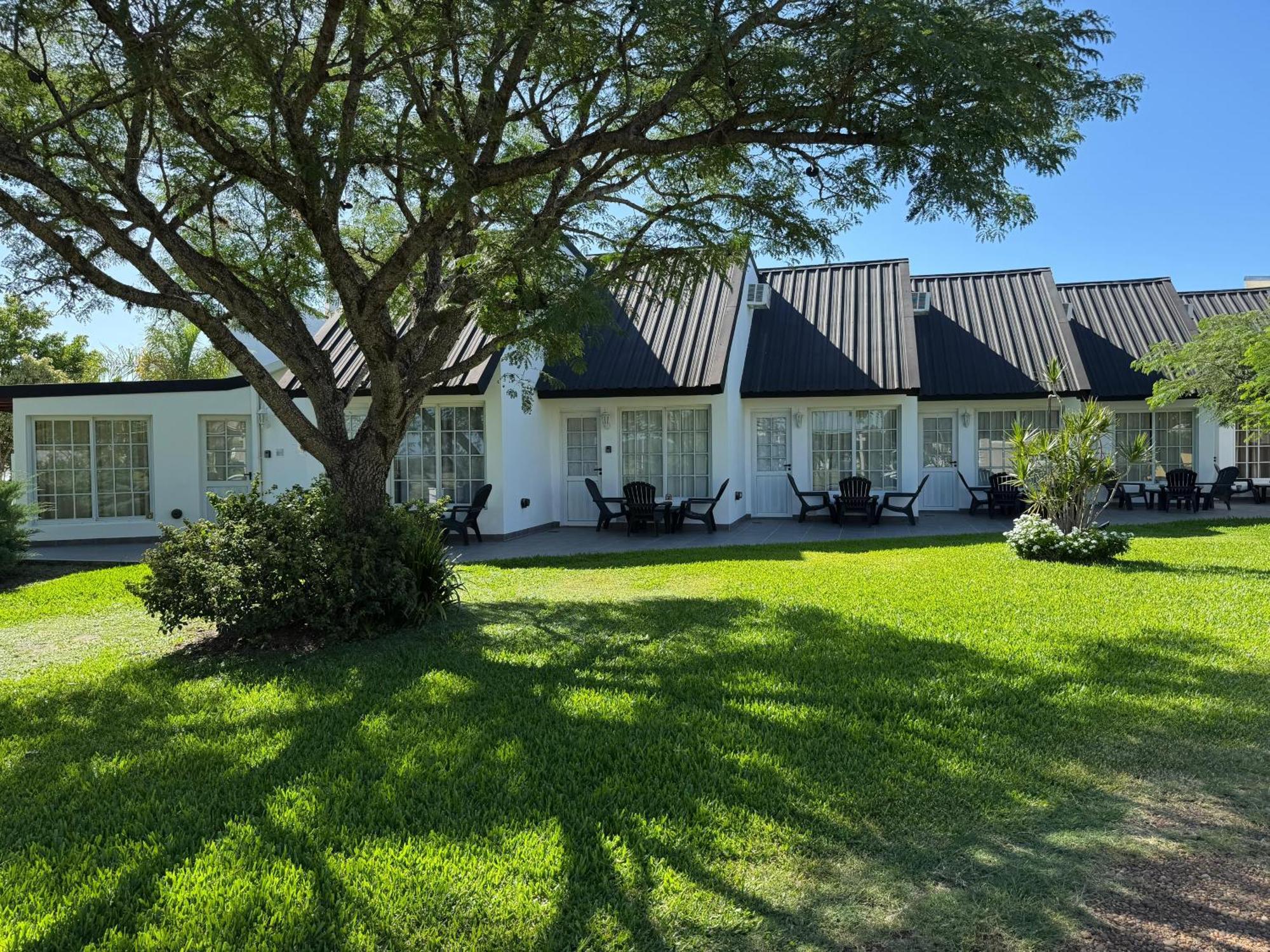 Bungalows Bella Vista Federacion Bagian luar foto